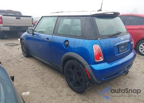 2006 Mini Cooper S from USA, damaged, VIN WMWRE33546TJ34127